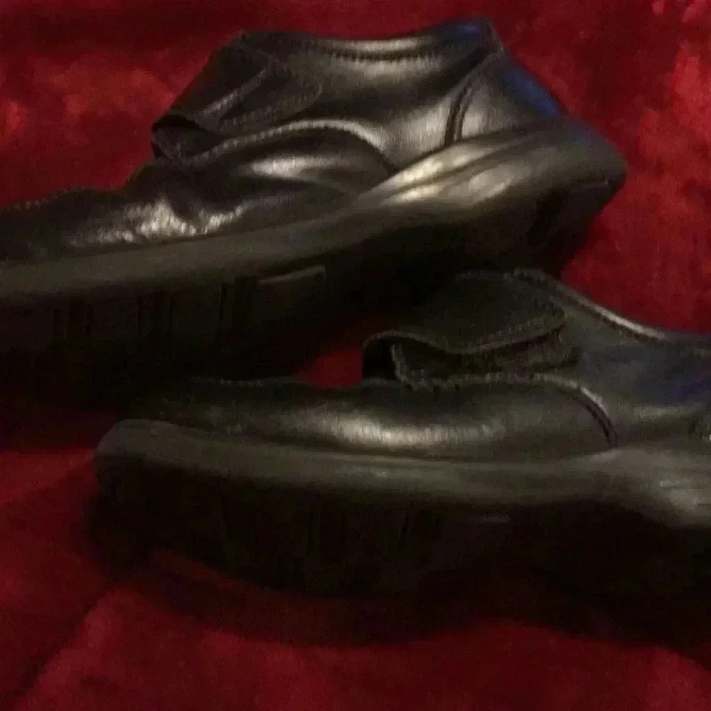 Hush Puppies used